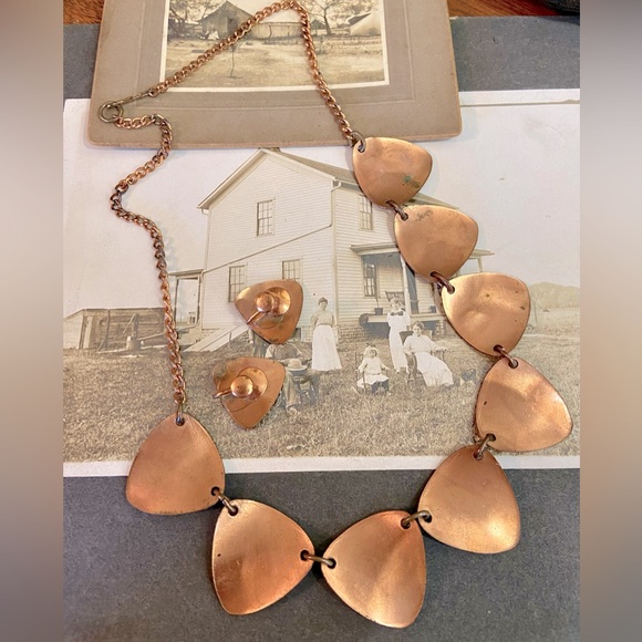 Vintage Red, Tan and Teal Enamel on Copper Necklace and Screw Back Earring Set - Picture 6 of 9